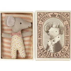 Bébé souris fille dans sa boîte<Maileg Cheap