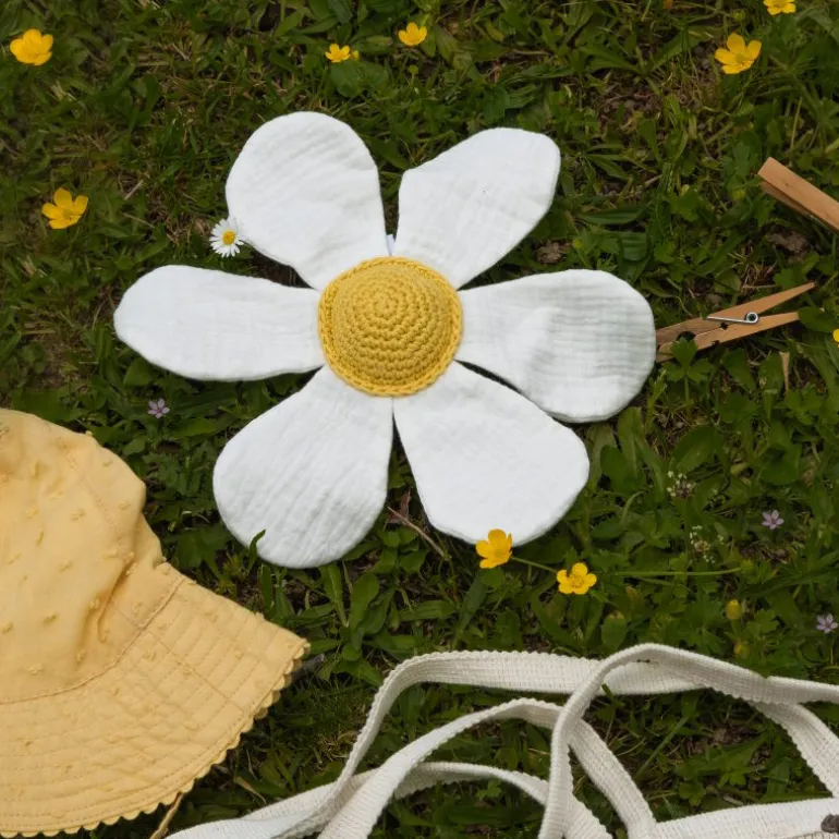 Doudou hochet "Fleur" en coton bio - - The veggy toys<MyuM Best