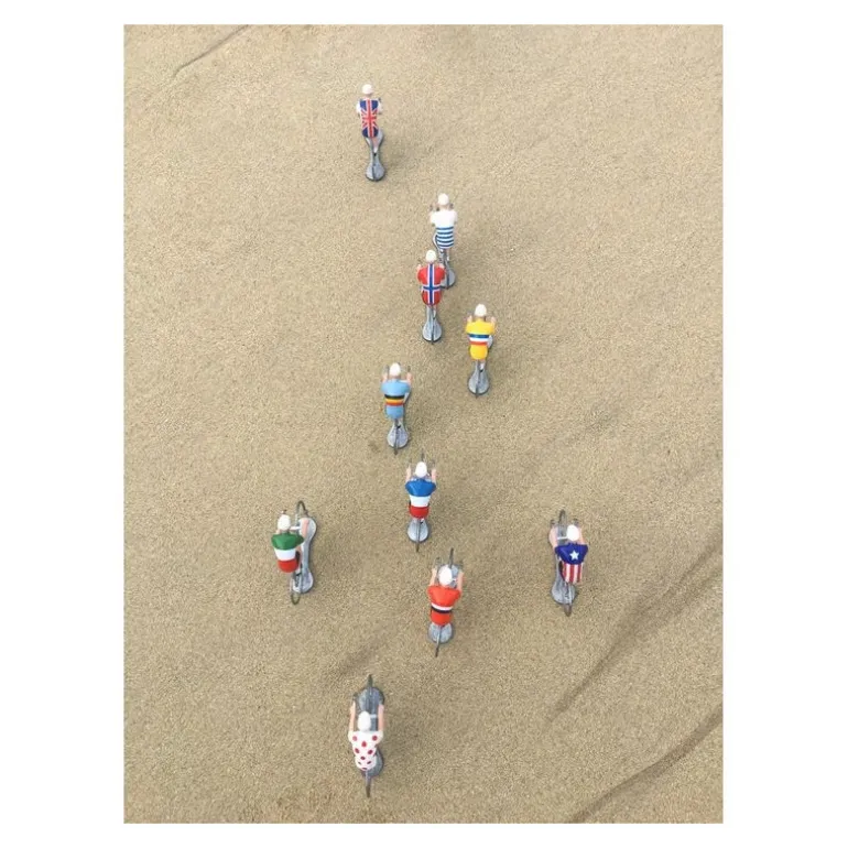 Figurine cycliste maillot France _ Bernard & Eddy<Bernard & Eddy Cheap