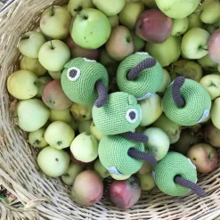 Hochet pomme en crochet "The veggy toys", coton bio<MyuM Best Sale