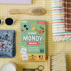 Imagier MAISON & VETEMENTS mini Mondy, cartes de nomenclature<Observe Montessori Store