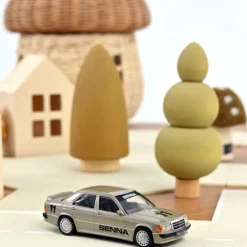 Mercedes Benz 190E 2L3 16S 1984 Beige métallisé SENNA 1-43<NOREV Hot