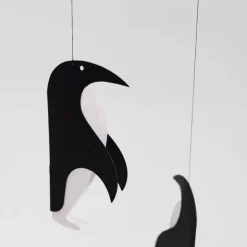 Mobile en papier "La parade des pingouins"<Flensted Mobiles Outlet