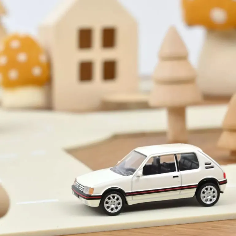 Peugeot 205 GTI blanche 1988, jouet voiture 1/54<NOREV Best Sale