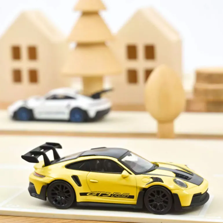 Porsche 911 GT3 RS 2022 jaune 1-43<NOREV Best