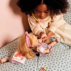 Poupée "Lovely Marie" POMEA de 7761<Djeco Shop