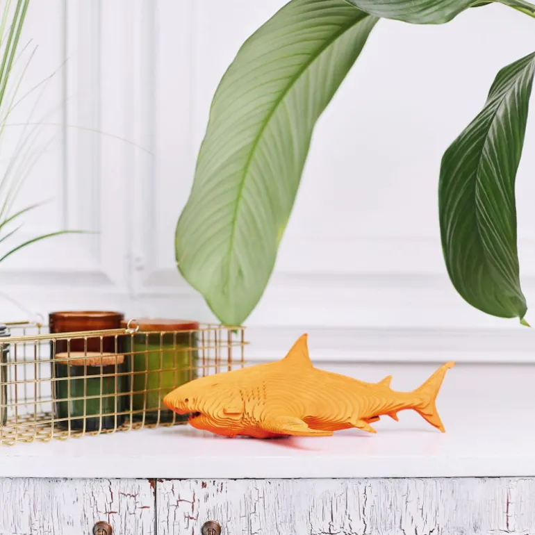 Puzzle sculpture 3D en carton - Requin -<Cartonic Shop