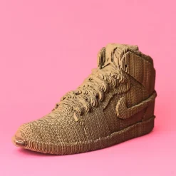 Puzzle sculpture 3D en carton - Sneaker -<Cartonic Clearance