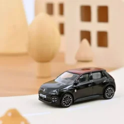 Renault 5 E-Tech 2024 noire 1/64<NOREV Discount
