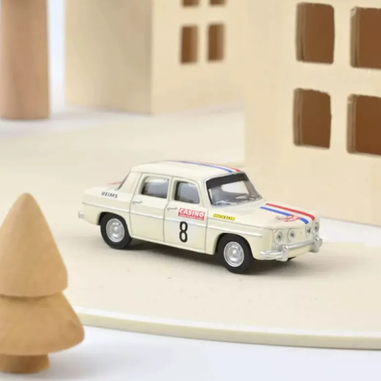 Renault 8 Gordini N°8 VHC 2014, voiture 1/64<NOREV Discount