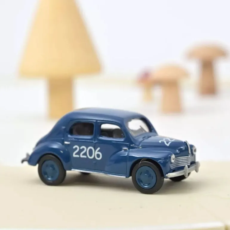 Renault 4CV 1954 MM 2206 1/64<NOREV Discount