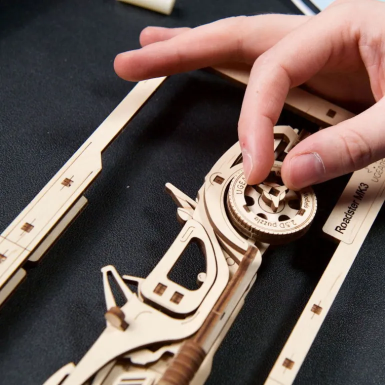 Roadster MK3– UGEARS Puzzle 2,5D en bois<UGEARS models Sale