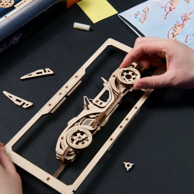 Roadster MK3– UGEARS Puzzle 2,5D en bois<UGEARS models Sale