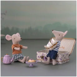 Service à thé "Plaisir de l'après-midi - Madelaine Violette" pour souris<Maileg Clearance