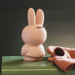 Tirelire Miffy - Atelier Pierre Junior - 19cm - Rose poudré<Peluches Miffy & Snoopy Store