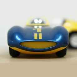 Voiture Le Mans bleue et jaune 'SPEEDY'<Playforever Cheap